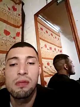 Snapshot of Suggarwhite18CM chatting on December 16, 8:14 pm Suggarwhite18CM online show from December 16, 8:14 pm