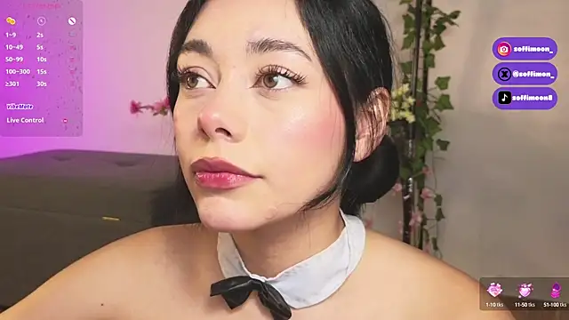 Snapshot of Soffimoon_ chatting on October 10, 2:32 am Soffimoon online show from October 10, 2:32 am