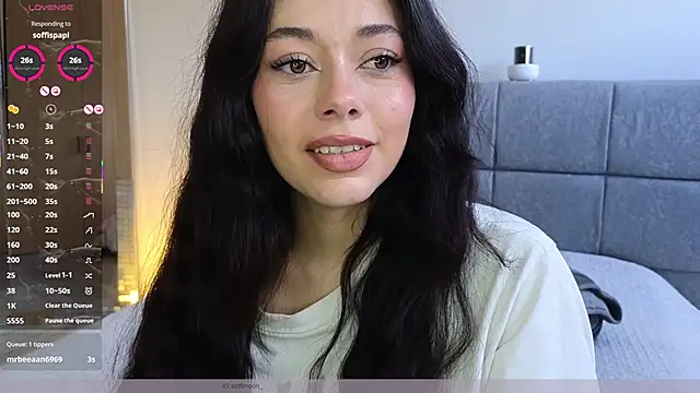 Snapshot of Soffimoon_ chatting on June 16, 8:22 pm Soffimoon online show from June 16, 8:22 pm
