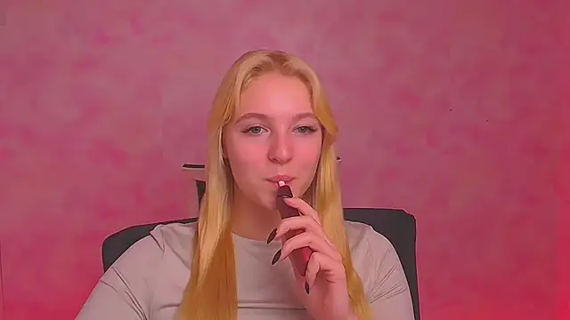 Milka kiss  online show from January 4, 4:32 pm