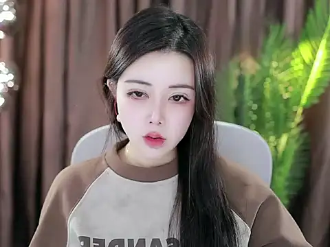 Qiaoqiao  online show from January 24, 4:39 pm