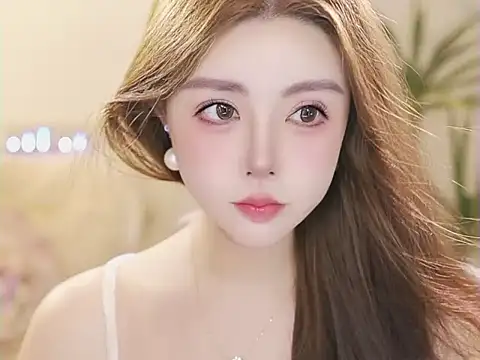 Qiaoqiao  online show from June 19, 3:49 pm