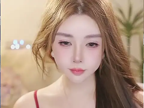 Qiaoqiao  online show from July 5, 6:04 pm