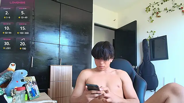 Haruto2001 online show from December 2, 1:13 pm