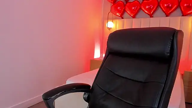 kosmic Angel online show from February 15, 6:55 pm