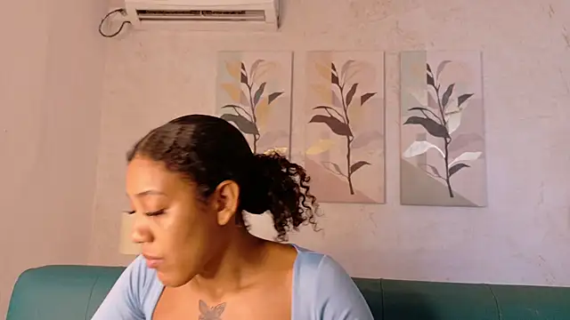 flavia cruz online show from April 14, 12:22 pm