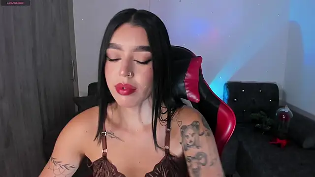 zoee jackson online show from May 10, 3:33 am