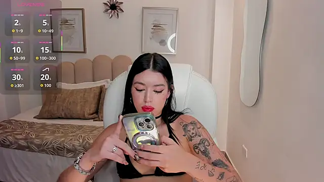 zoee jackson online show from May 29, 7:23 pm