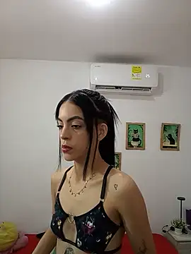 LilitRobins online show from July 5, 7:54 pm