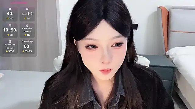 Snapshot of Q-ing chatting on January 9, 6:48 am Q-ing online show from January 9, 6:48 am