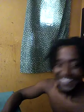 Snapshot of Hentaii001 chatting on March 14, 1:46 pm Hentaii001 online show from March 14, 1:46 pm