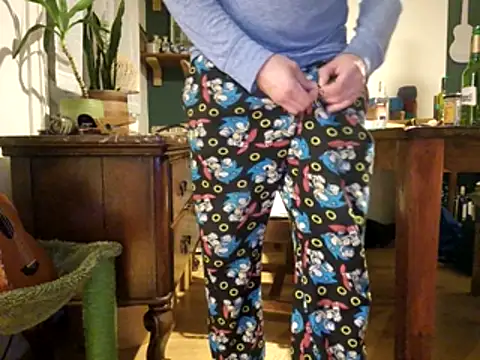 stavroun online show from November 6, 12:44 am