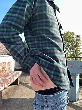 takuyapp online show from April 5, 10:40 pm