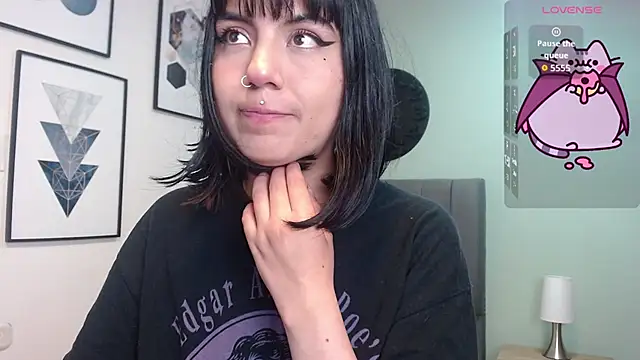 amy adams1 online show from September 22, 4:25 am