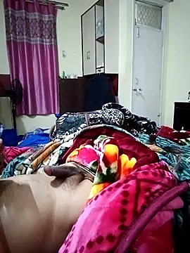 Snapshot of Spgaarya chatting on February 23, 2:18 am Spgaarya online show from February 23, 2:18 am