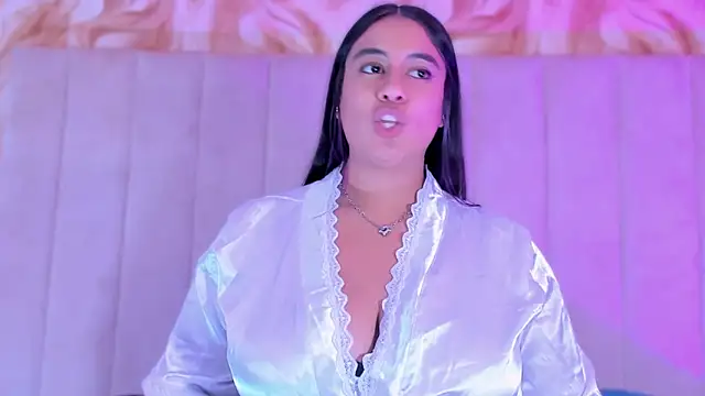 Xisu  online show from March 31, 1:00 pm