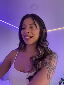 AmmyCollinsW online show from April 1, 9:34 pm