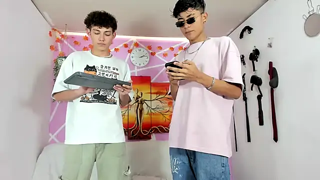 Snapshot of Fresahot2005 chatting on February 8, 7:16 pm Fresahot2005 online show from February 8, 7:16 pm