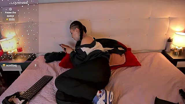 Cintya Kros online show from January 16, 4:07 am