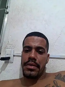 Snapshot of Srdan28 chatting on April 14, 8:09 am Srdan28 online show from April 14, 8:09 am