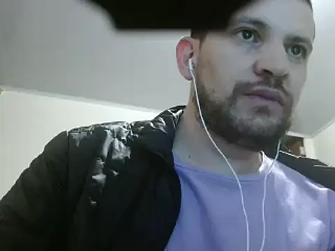 camiloking1720 online show from February 23, 7:28 pm