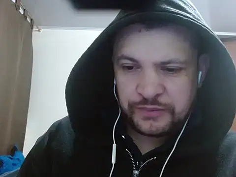 camiloking1720 online show from April 9, 2:11 pm