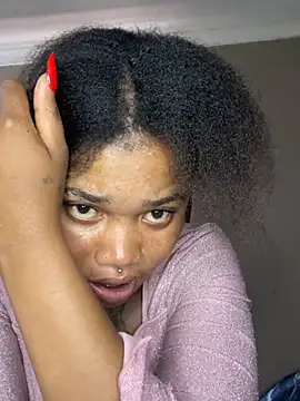 cardibabe online show from February 3, 12:10 pm