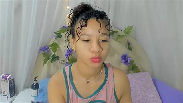 brithany rousee online show from December 31, 12:04 pm