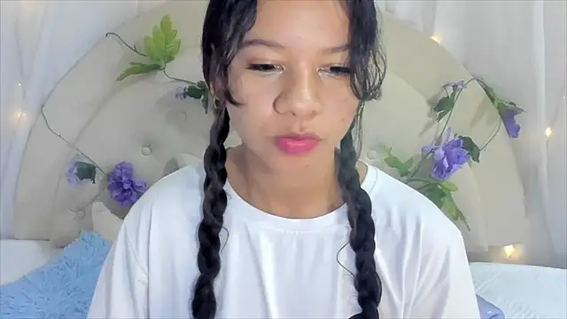 brithany rousee online show from January 23, 10:22 pm