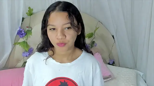 brithany rousee online show from February 4, 7:11 pm