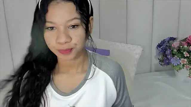 brithany rousee online show from February 5, 7:20 pm