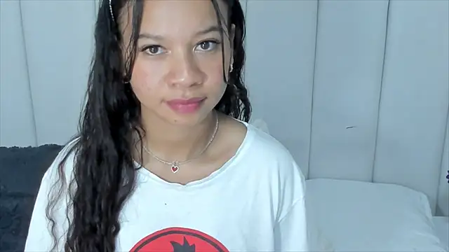 brithany rousee online show from February 24, 10:25 pm