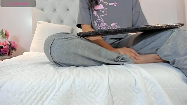 brithany rousee online show from September 10, 12:05 pm