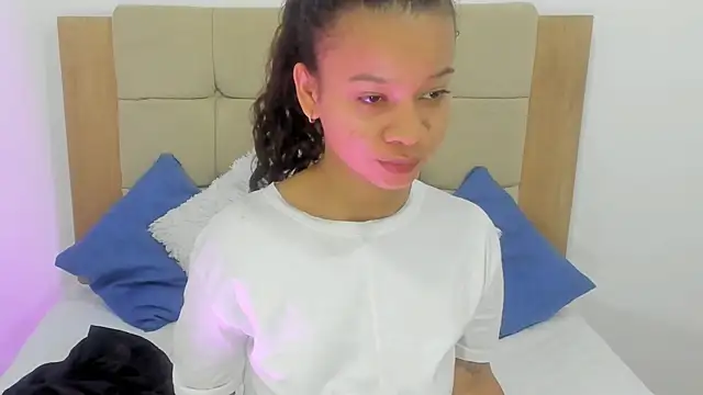 brithany rousee online show from September 23, 8:12 pm