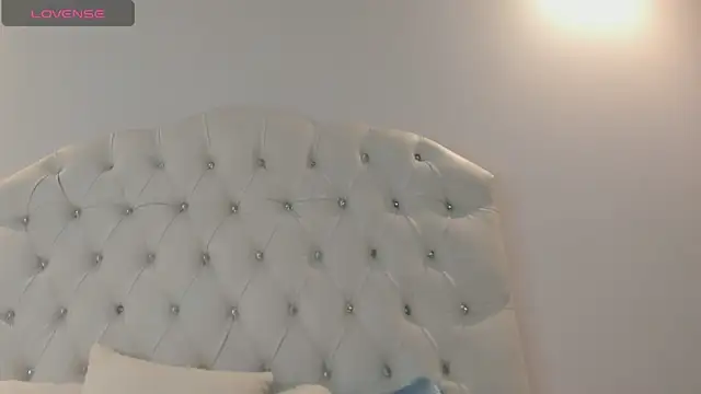 brithany rousee online show from November 6, 2:07 pm