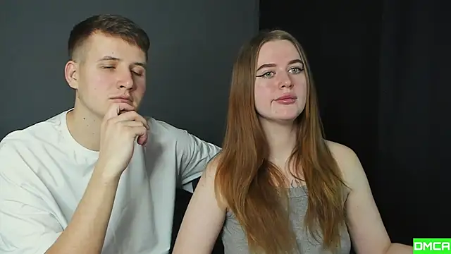 Pinku kitsune online show from November 9, 2:54 am