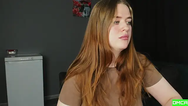 Pinku kitsune online show from January 6, 4:16 am