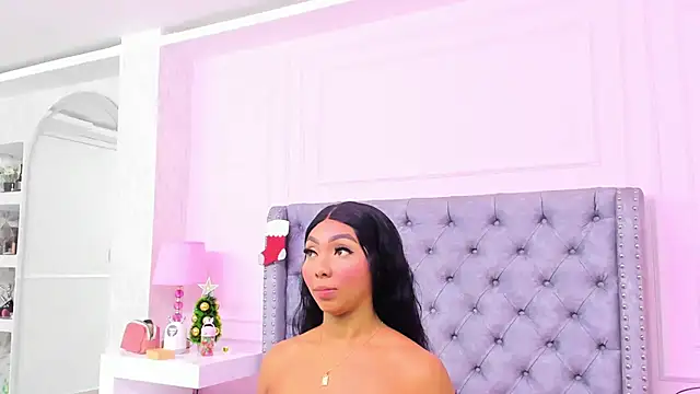 HaileeRoberts online show from December 5, 12:25 pm