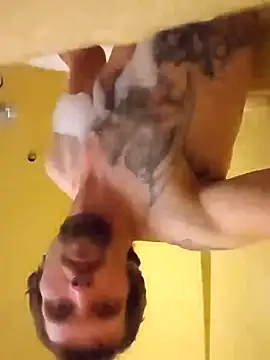 Snapshot of luke_thighwalker2469 chatting on December 6, 3:30 am luke thighwalker2469 online show from December 6, 3:30 am