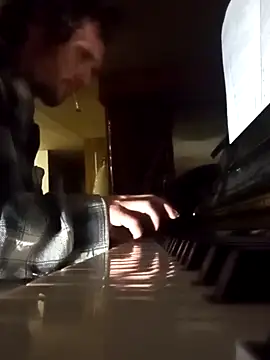 Snapshot of luke_thighwalker2469 chatting on December 29, 5:31 am luke thighwalker2469 online show from December 29, 5:31 am