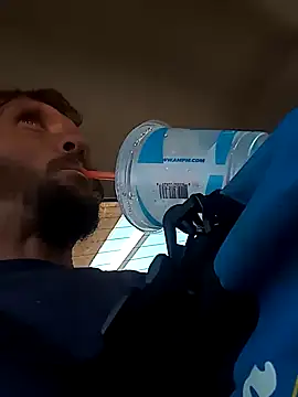 Snapshot of luke_thighwalker2469 chatting on February 10, 10:19 pm luke thighwalker2469 online show from February 10, 10:19 pm