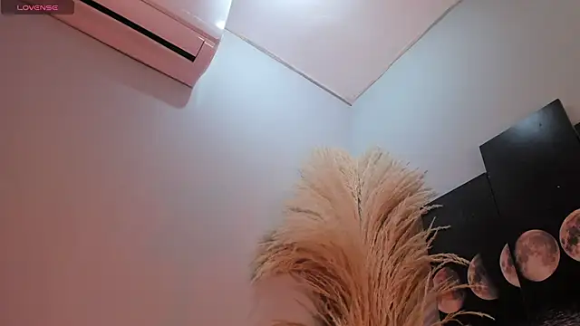 ALICEPOIXXXON online show from December 5, 3:26 am