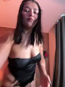 Snapshot of yey_bdsm chatting on July 6, 7:05 pm yey bdsm online show from July 6, 7:05 pm