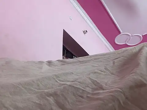 princeraj42 online show from February 10, 7:49 pm