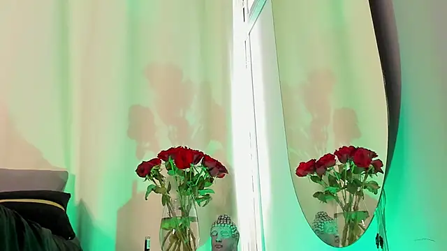 BambiiQueen online show from February 16, 2:43 pm