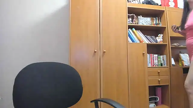 Snapshot of nliki4506 chatting on February 12, 8:16 am nliki4506 online show from February 12, 8:16 am