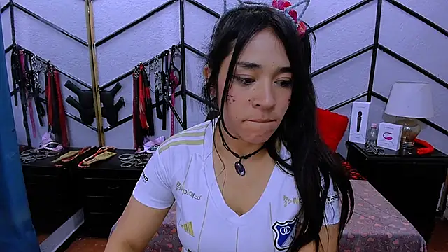 AlanaLuck online show from January 31, 9:59 pm