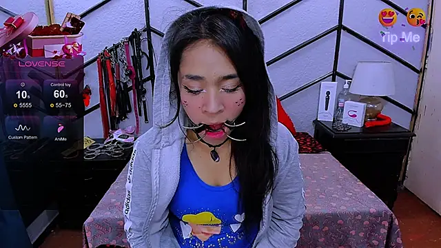 AlanaLuck online show from February 8, 12:17 pm