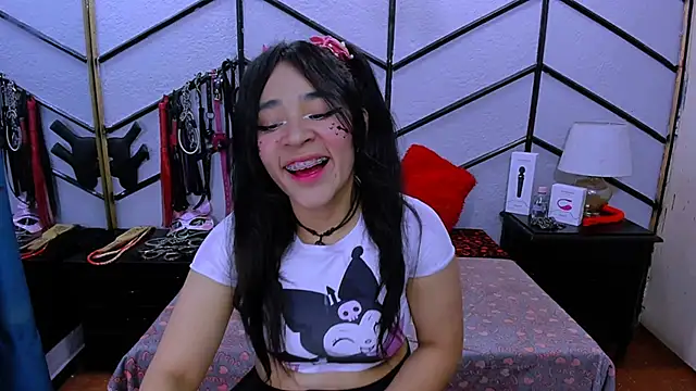 AlanaLuck online show from February 14, 6:51 pm