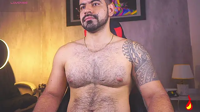Snapshot of king_hard chatting on May 20, 9:15 am king hard online show from May 20, 9:15 am